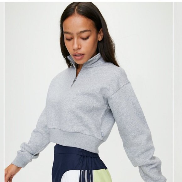 Aritzia TNA Perfect 1/4 zip sweatshirt - Picture 9 of 11